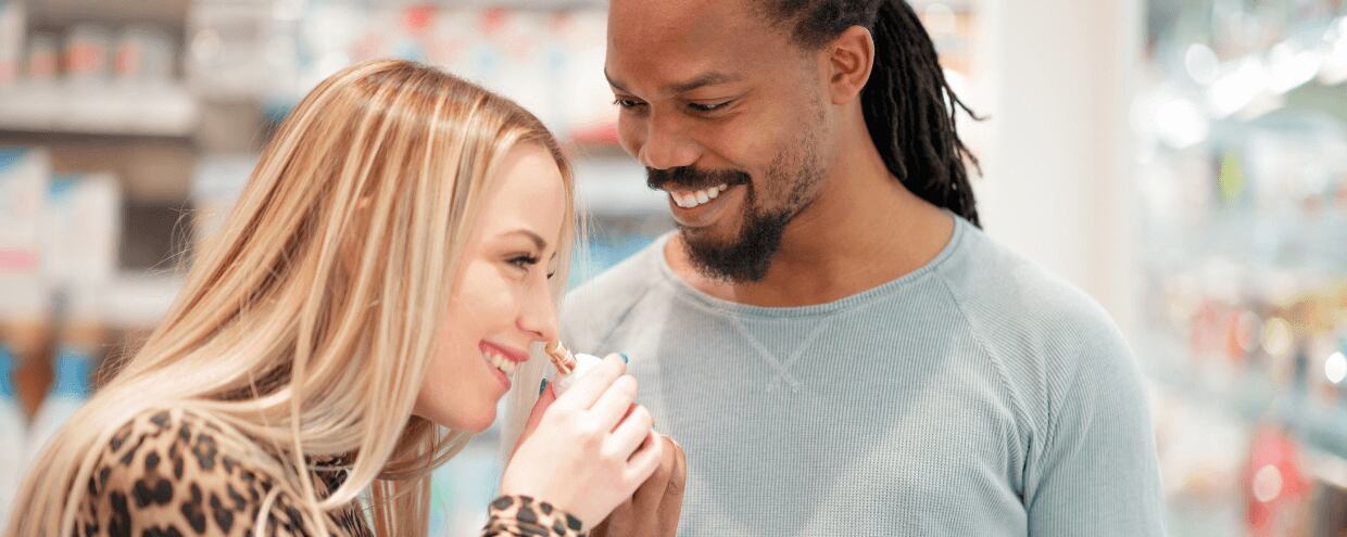 Profumi unisex: perché sono sempre più diffusi e quali vale la pena di provare